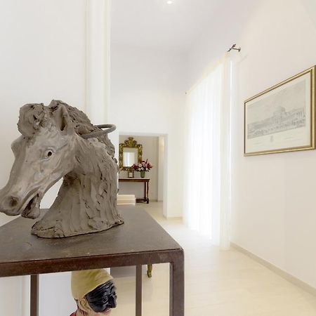 Palazzo D'Auria Aparthotel ナポリ エクステリア 写真