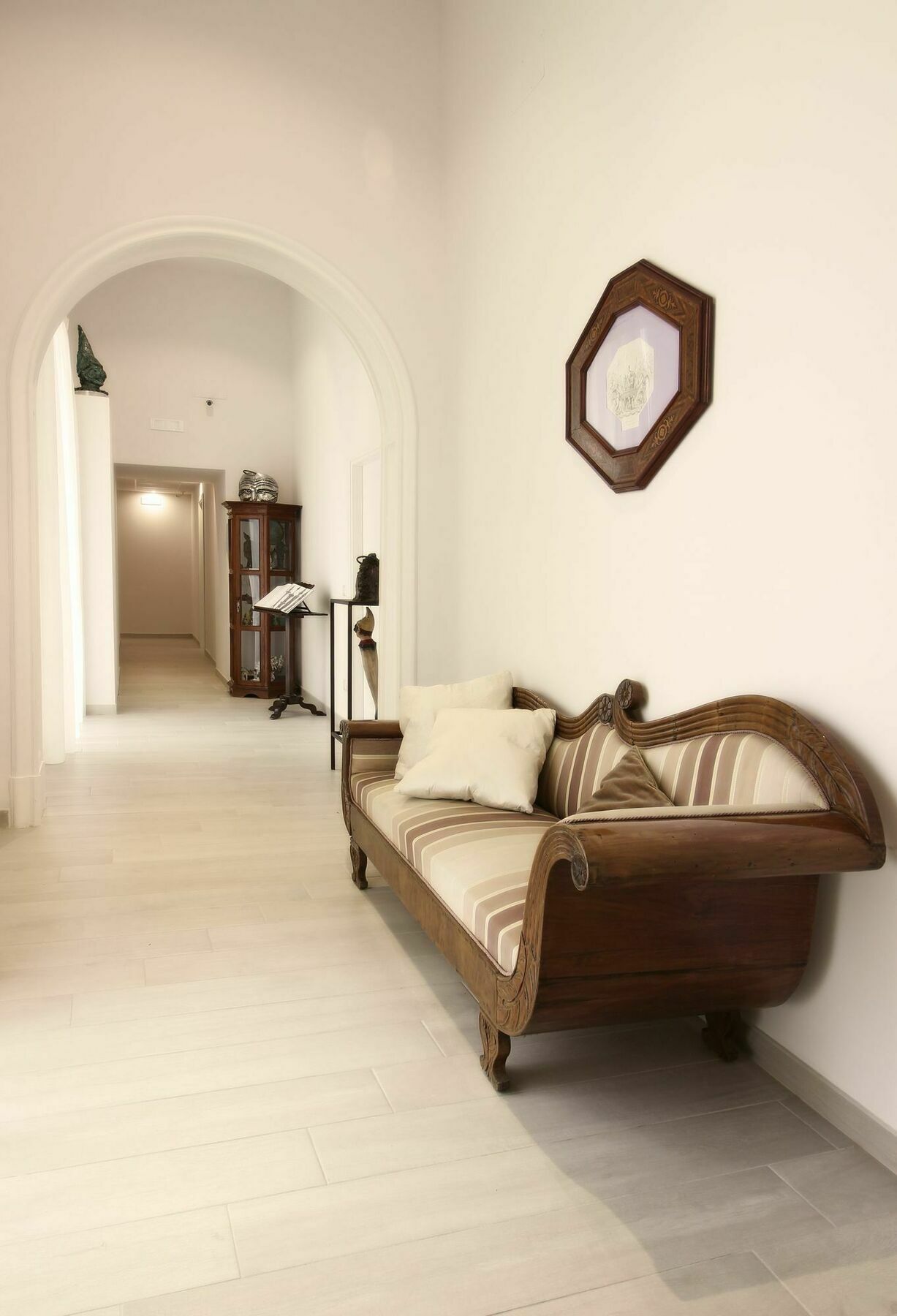 Palazzo D'Auria Aparthotel ナポリ エクステリア 写真